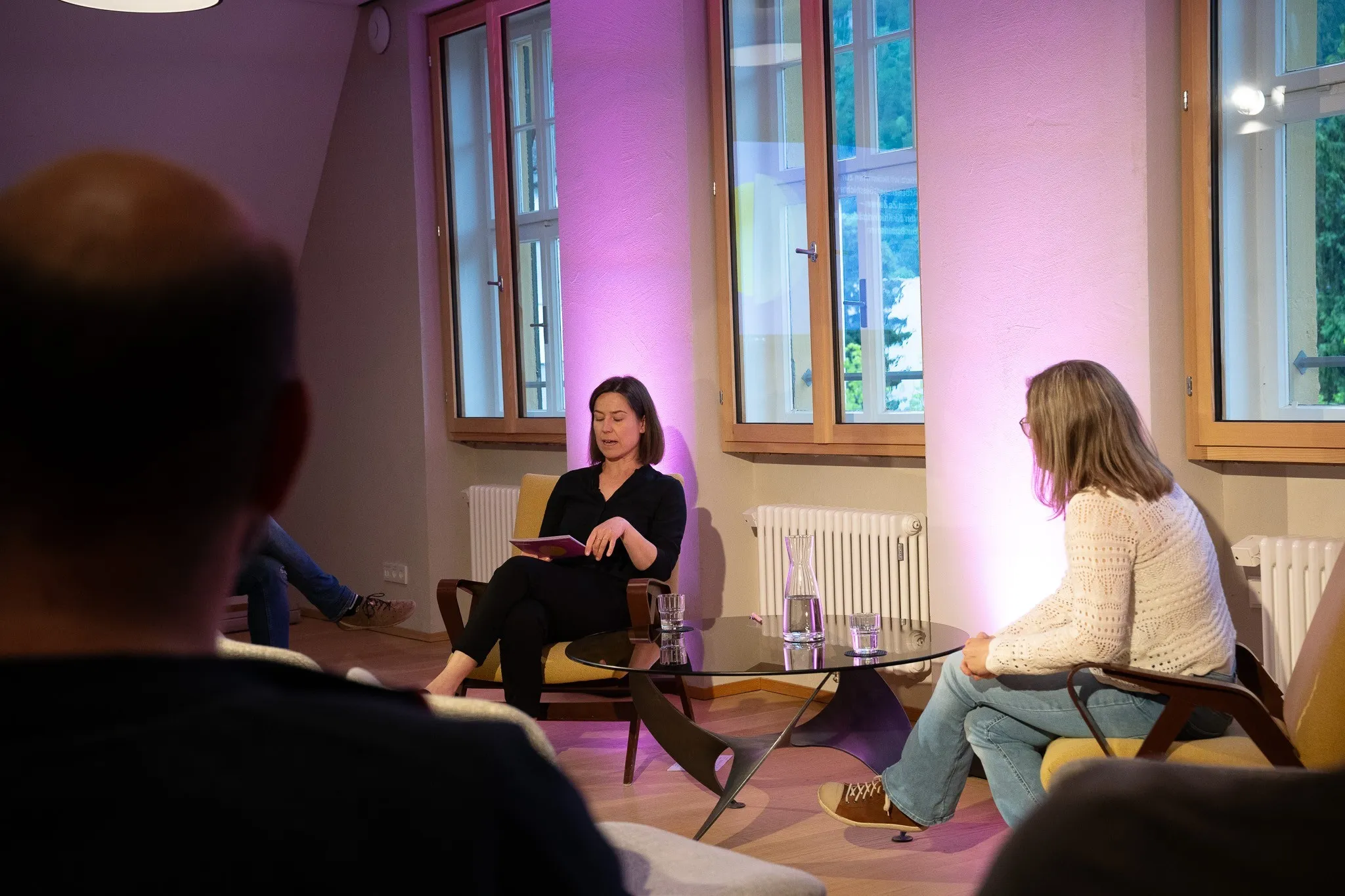 Arbeitslebensgeschichte mit Christina Zoderer und Moderatorin Carmen Jurkovic Burtscher