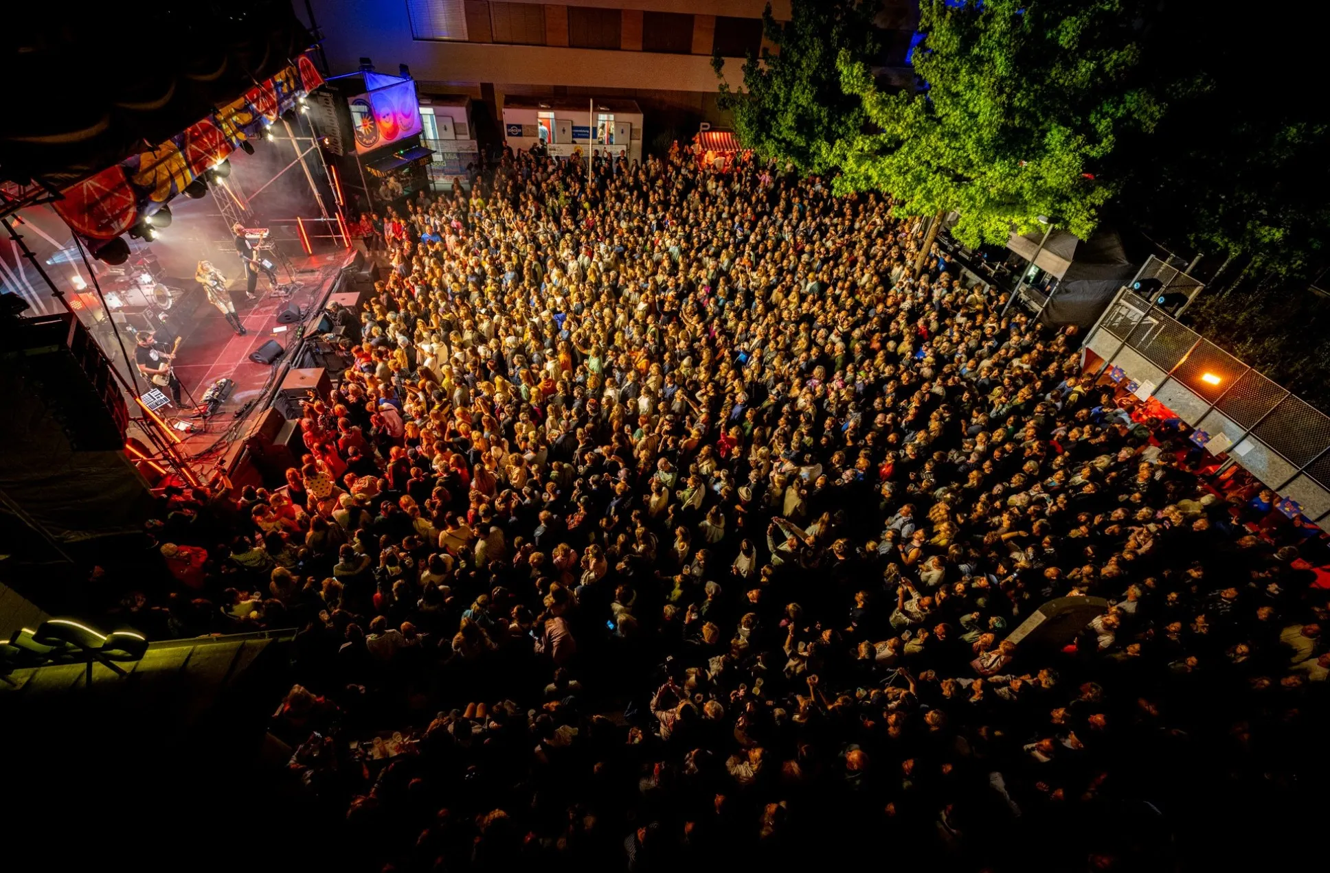 Schaffarei Festival 2025 – Samstag – Großaufnahme des Publikums
