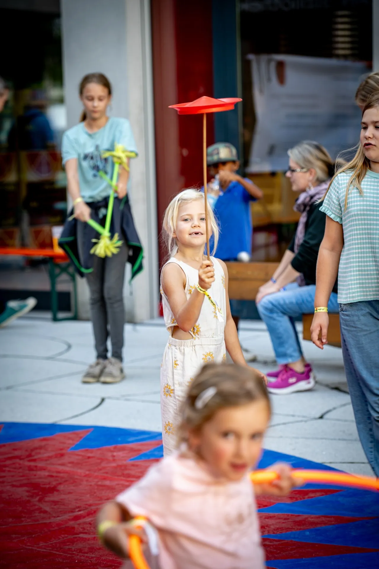 Schaffarei Festival 2025 – Samstag – Kinder beim Zirkus-Workshop